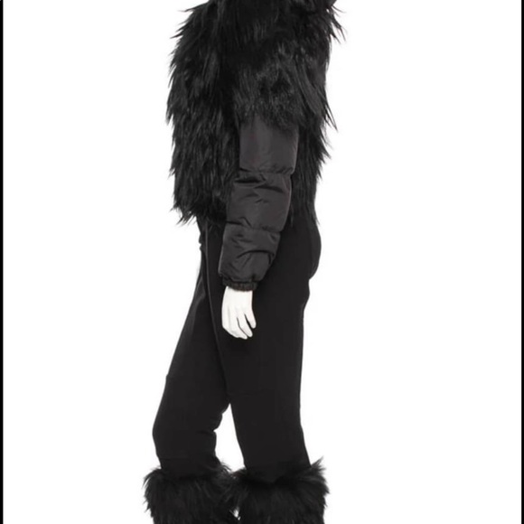 Prada snowsuit - Picture 3 of 9
